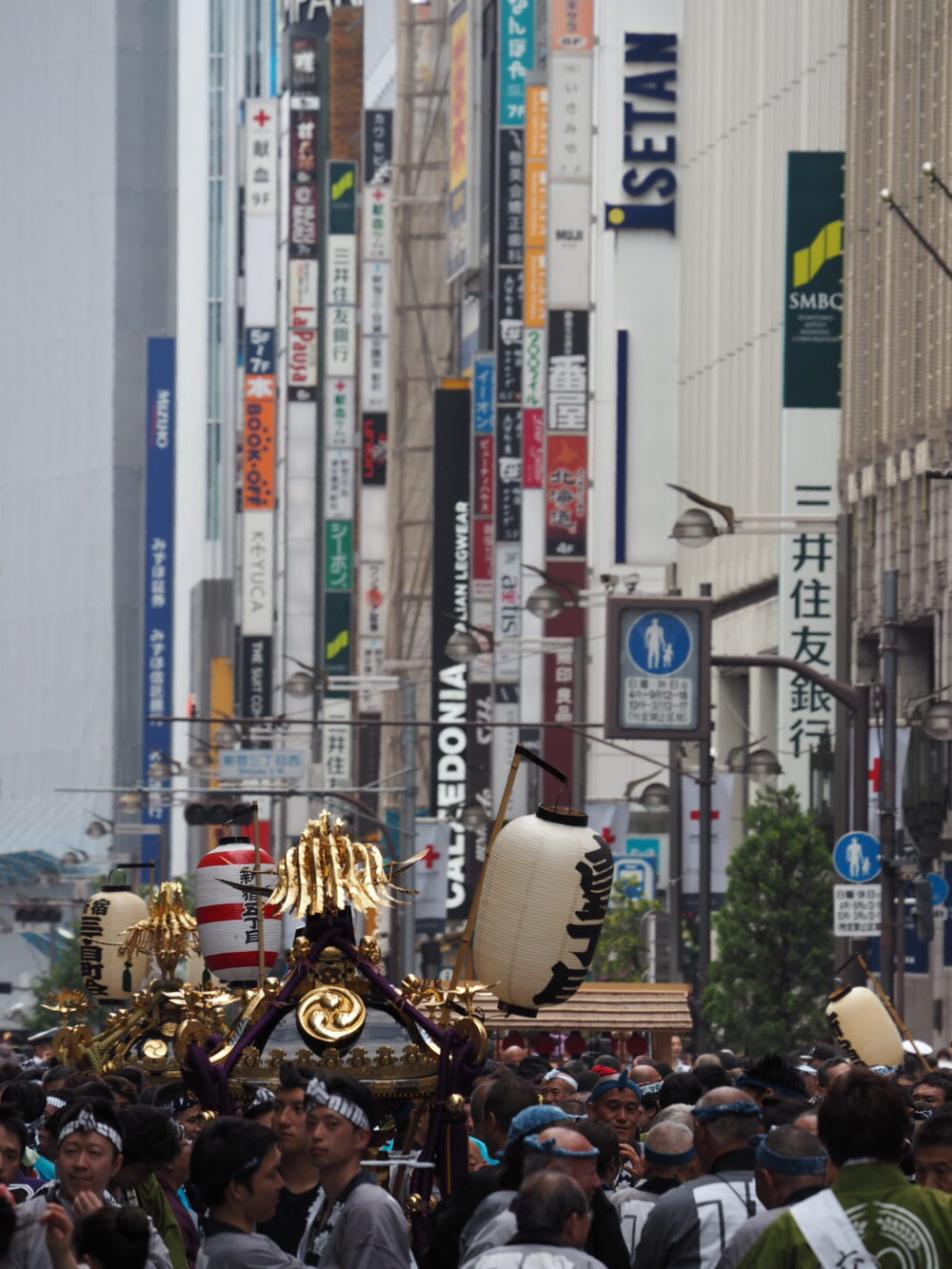 花園神社例大祭 5月東京都新宿区のお祭り まつりとりっぷ