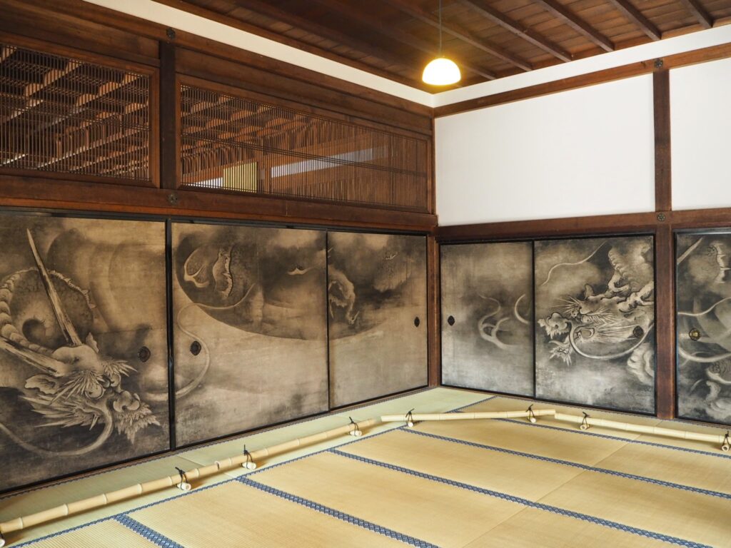 建仁寺の雲龍図