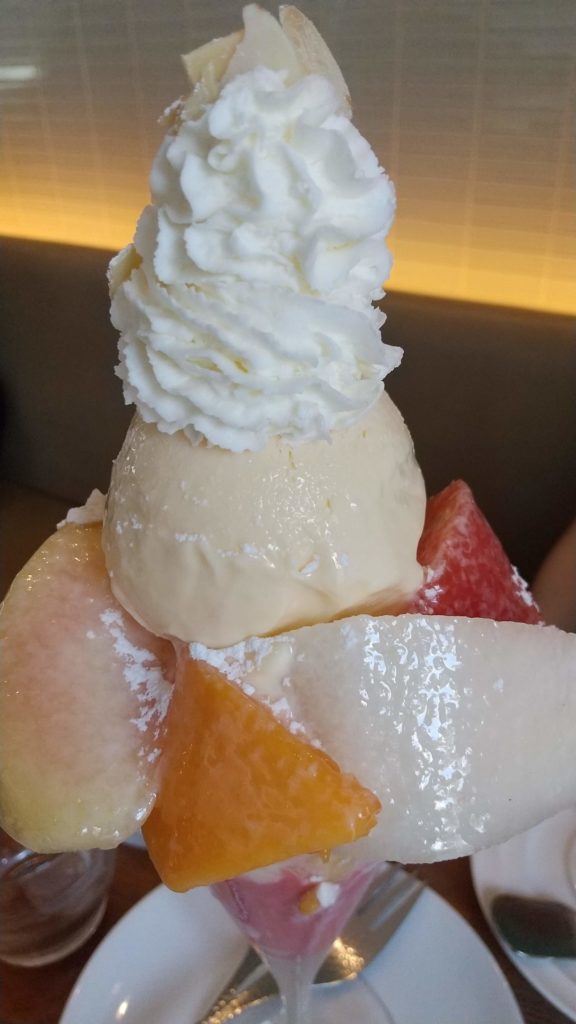 画像に alt 属性が指定されていません。ファイル名: fruit-parfait-1-576x1024.jpg